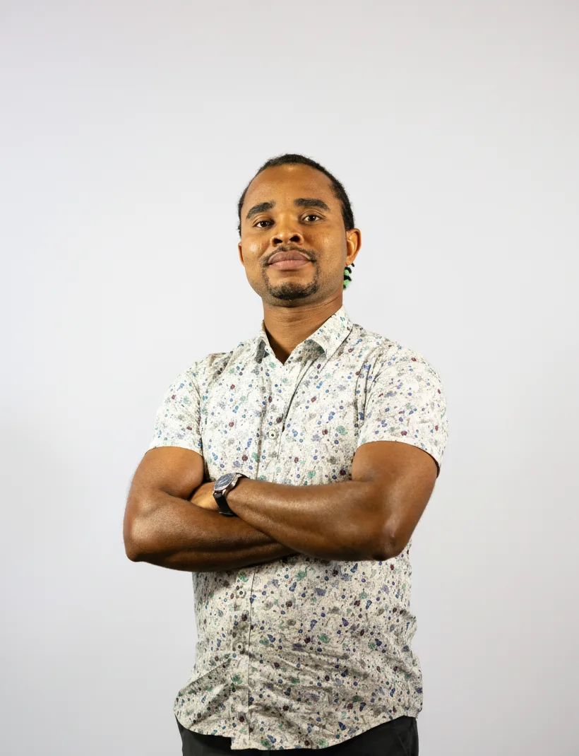Portrait with arms folded